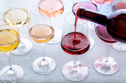 [Good Choice] 편의점 와인에 전문성을 더하다 - GS25, 국가대표 소믈리에 선정 와인 제안